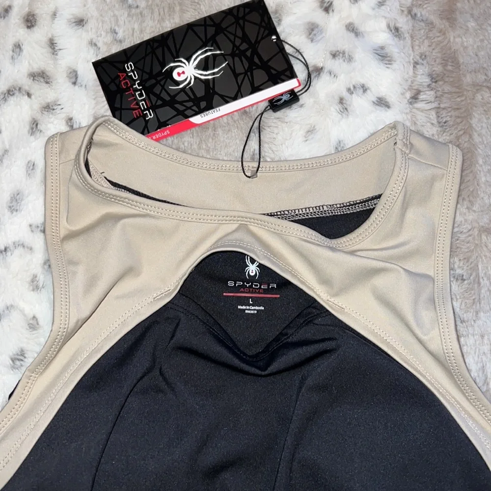 NWT Spyder sports bra size large - Picture 5 of 6